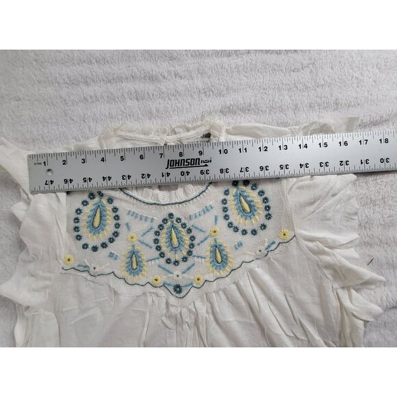 Lucky Brand Womens White Embroidered Ruffle Sleeve Top Medium Cotton Blend New - Picture 7 of 9